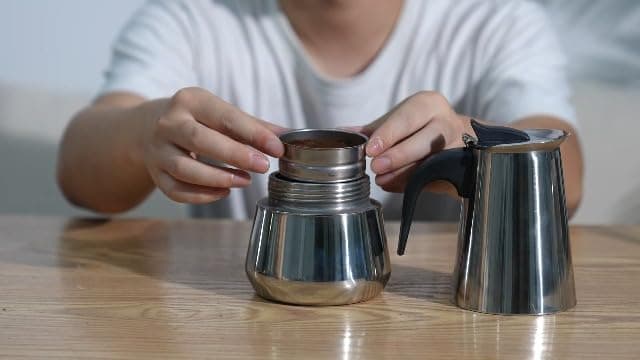 DITOSH 12 Cup Stainless Steel Stovetop Moka Pot (600ml) thumbnail 5